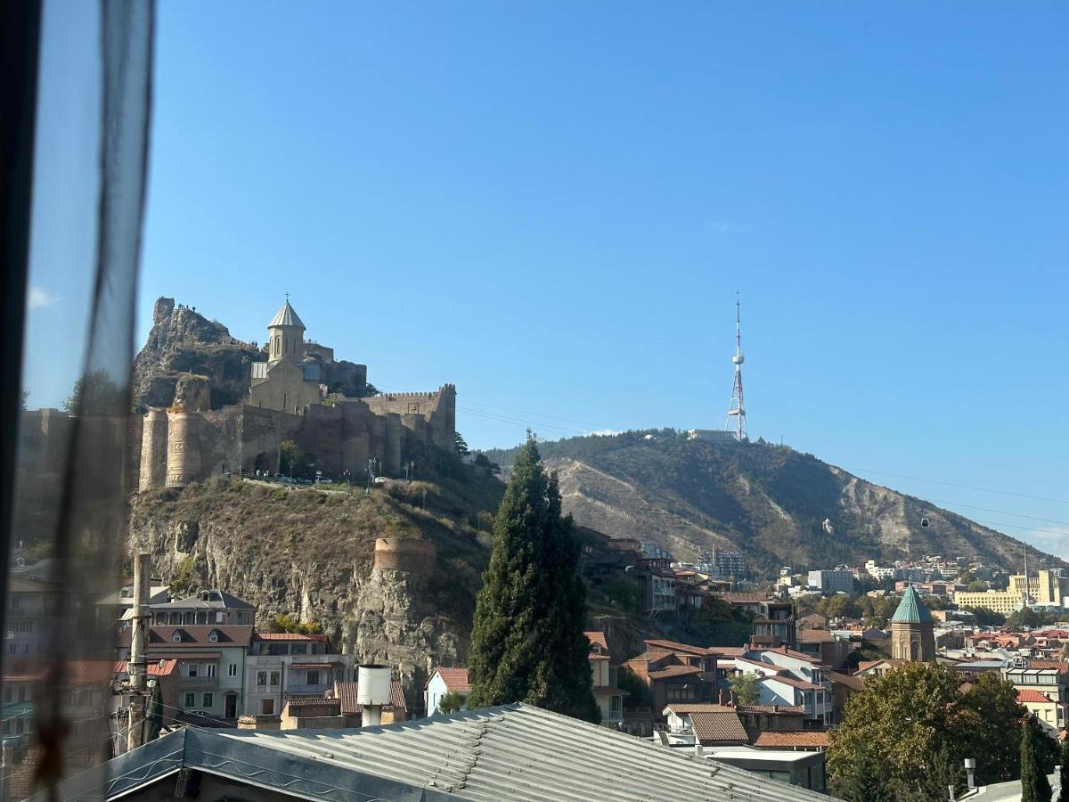 Giorgi Apartment Tbilisi Buitenkant foto