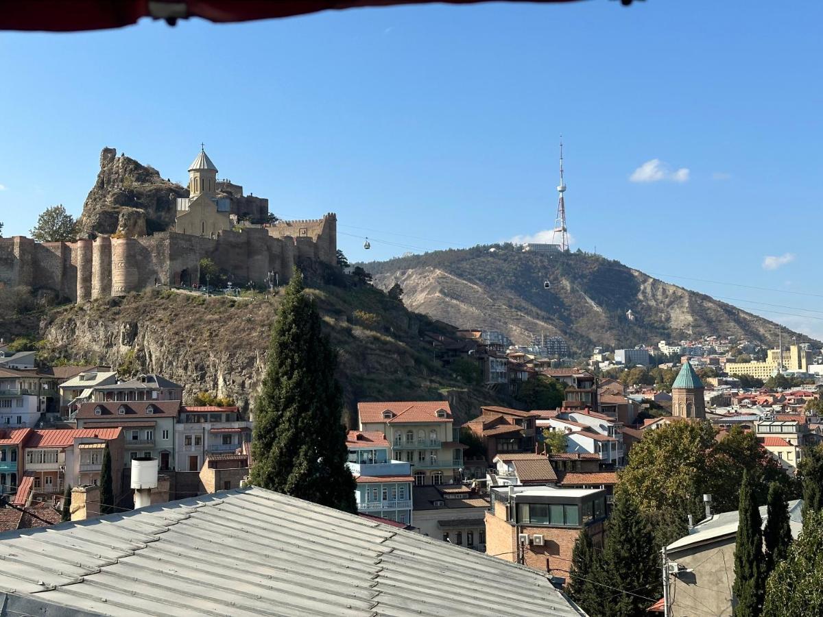 Giorgi Apartment Tbilisi Buitenkant foto