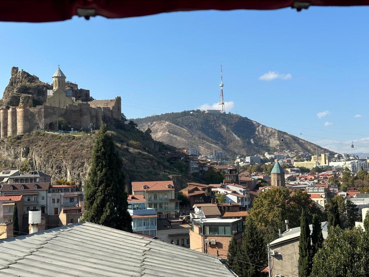 Giorgi Apartment Tbilisi Buitenkant foto