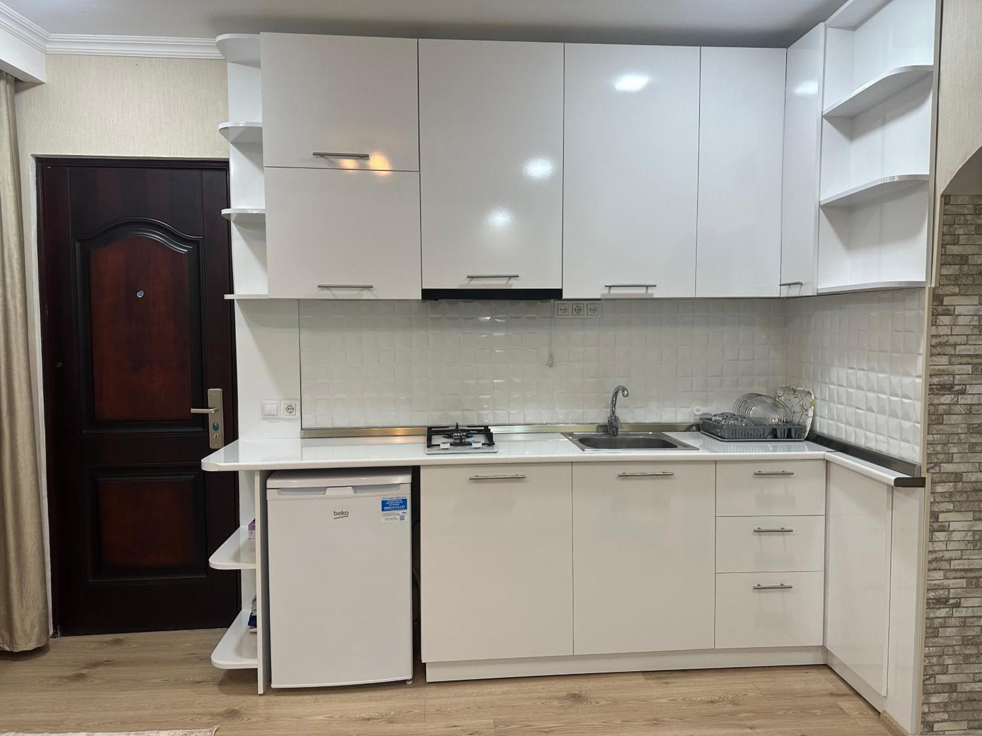 Giorgi Apartment Tbilisi Buitenkant foto