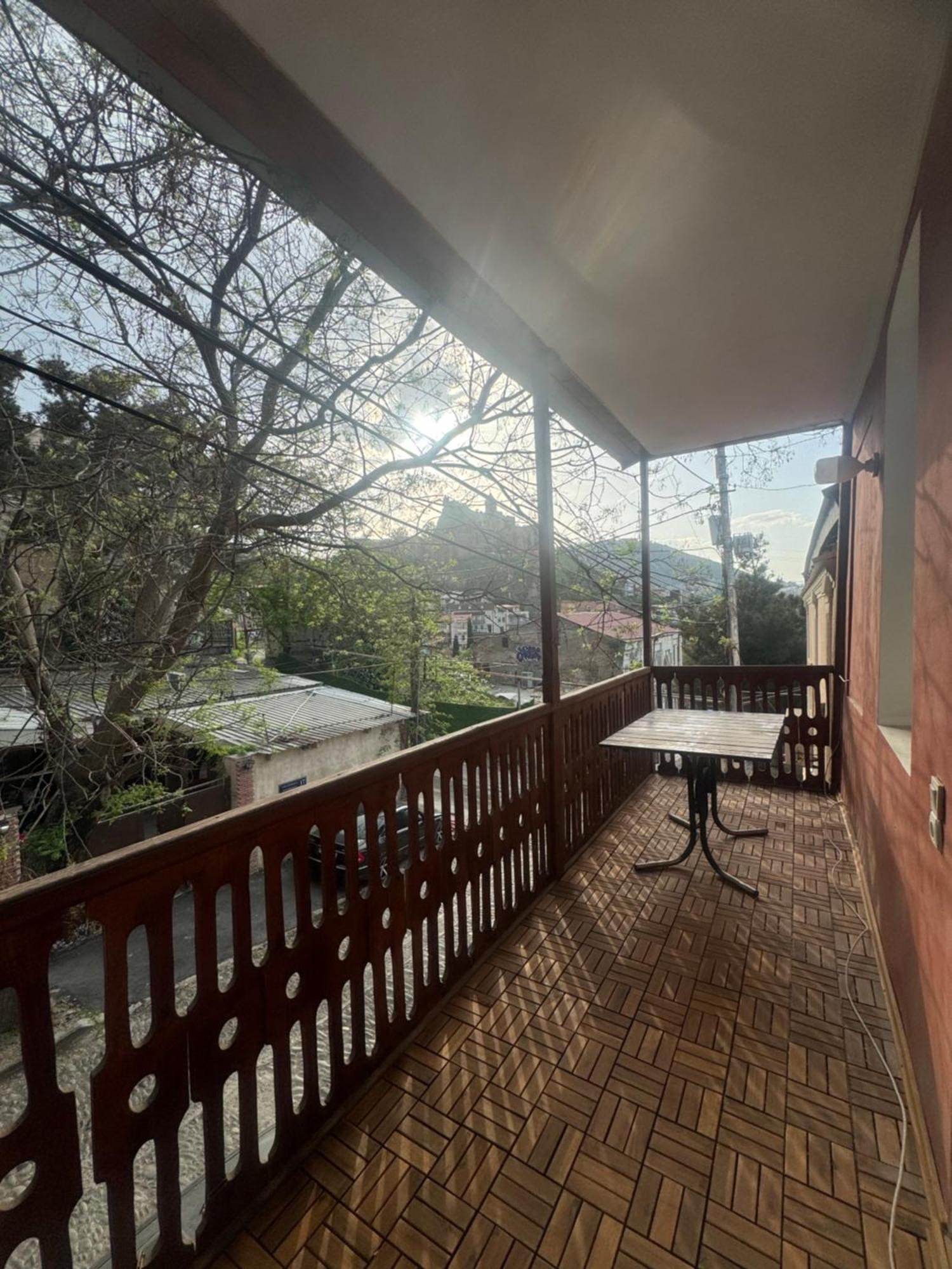 Giorgi Apartment Tbilisi Buitenkant foto
