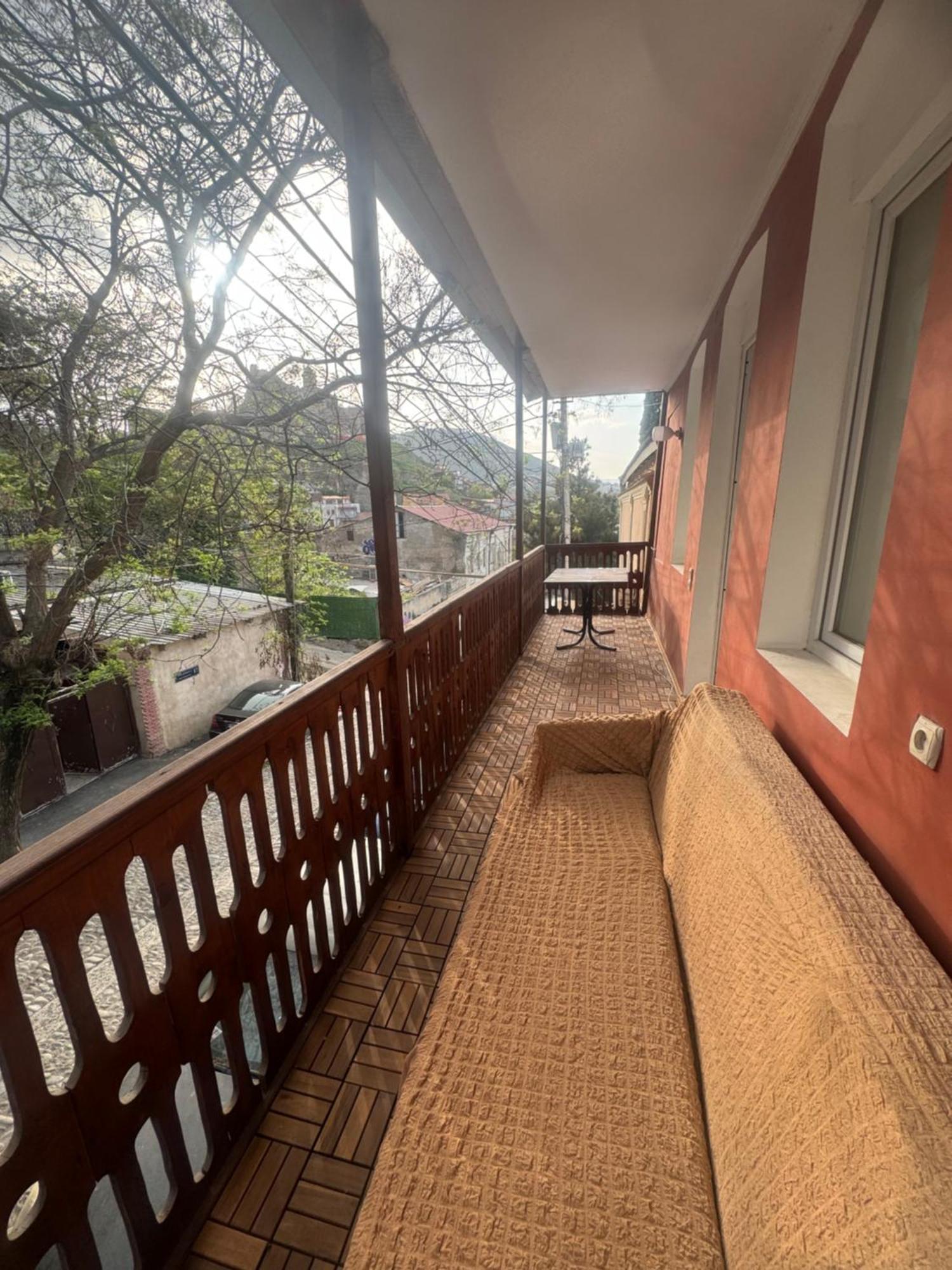Giorgi Apartment Tbilisi Buitenkant foto