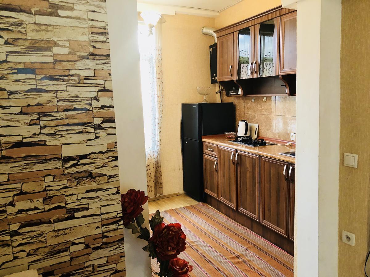 Giorgi Apartment Tbilisi Buitenkant foto